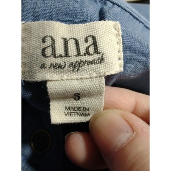 a.n.a. blue sleeveless hi-low tunic style tank top, Women's Size S 100% Rayon - Picture 4 of 6